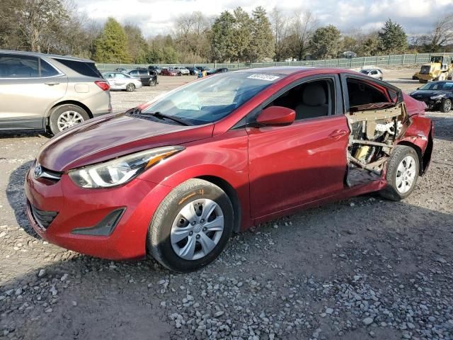 2016 Hyundai Elantra SE