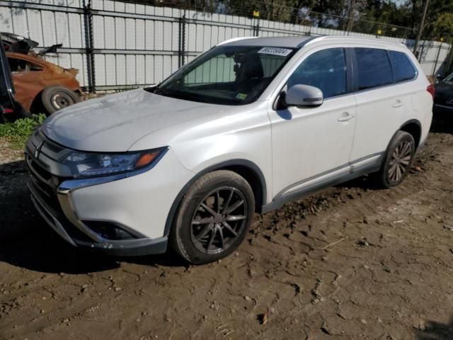 2019 Mitsubishi Outlander SE