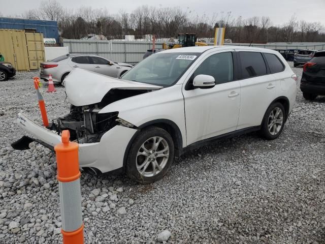 2015 Mitsubishi Outlander SE