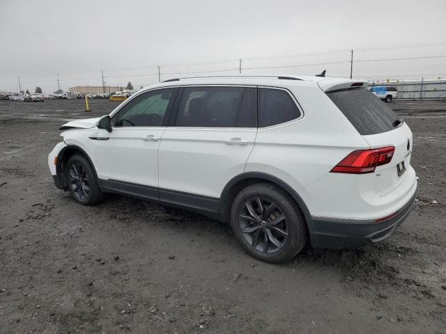 2022 Volkswagen Tiguan SE