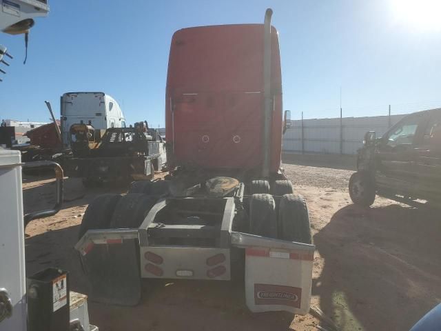 2008 Freightliner Cascadia 125