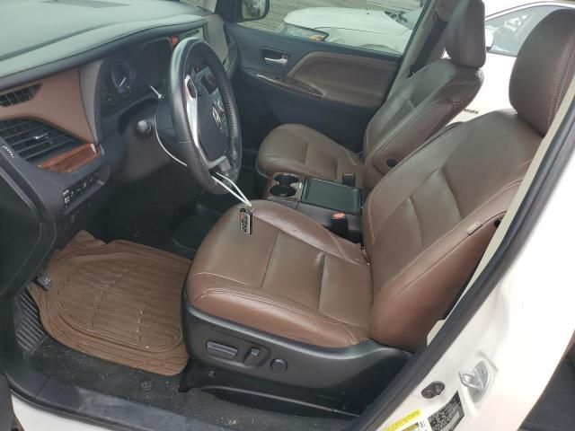 2015 Toyota Sienna XLE