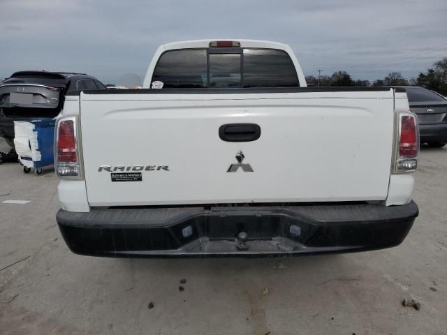 2007 Mitsubishi Raider LS