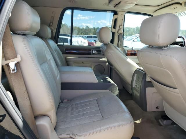 2004 Lincoln Navigator