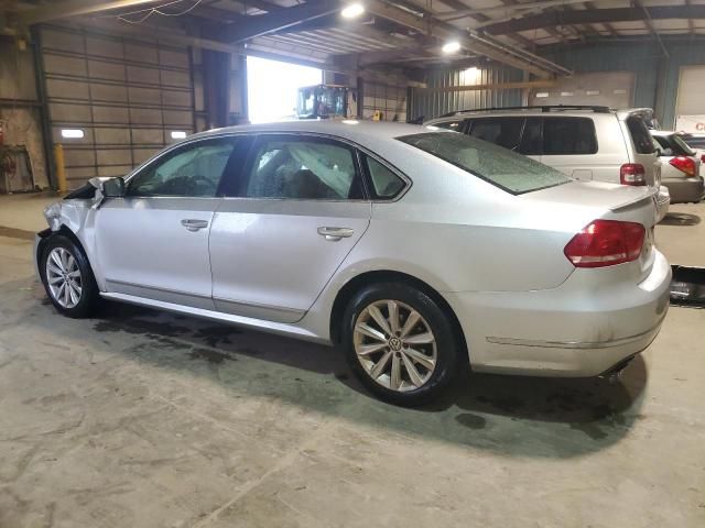 2013 Volkswagen Passat SEL