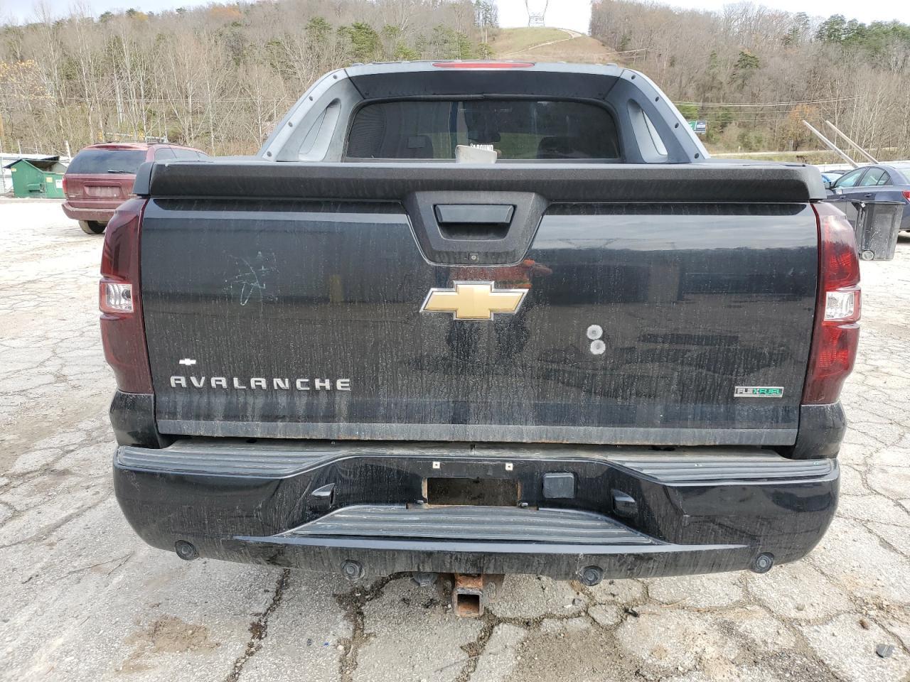 2011 Chevrolet Avalanche LTZ