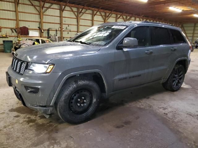 2020 Jeep Grand Cherokee Laredo