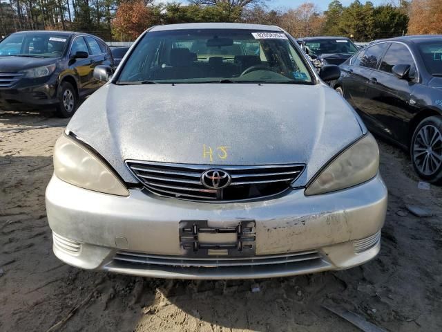 2005 Toyota Camry LE