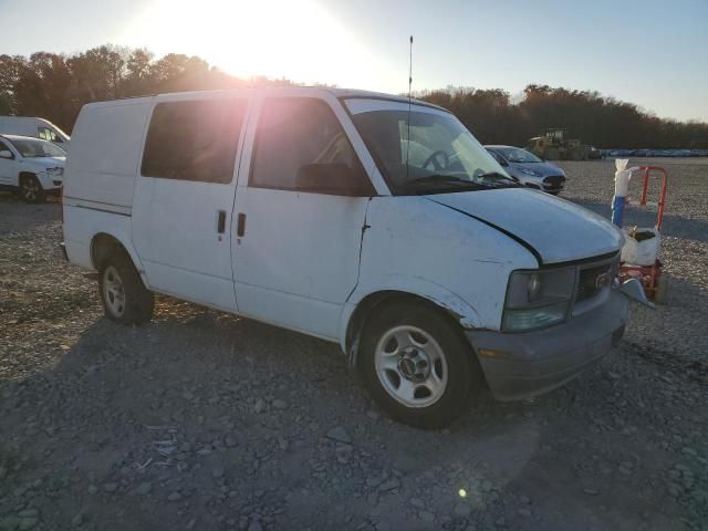 2005 GMC Safari XT