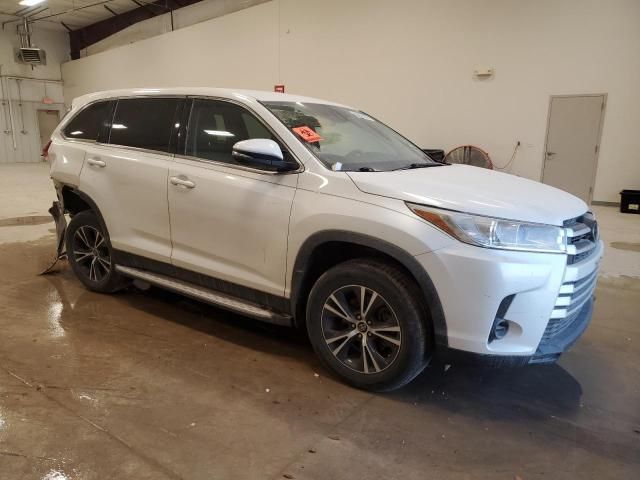 2019 Toyota Highlander LE