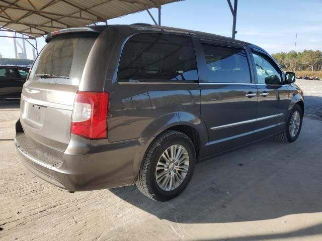 2014 Chrysler Town & Country Touring L