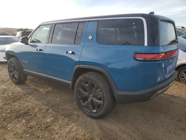 2023 Rivian R1S Adventure