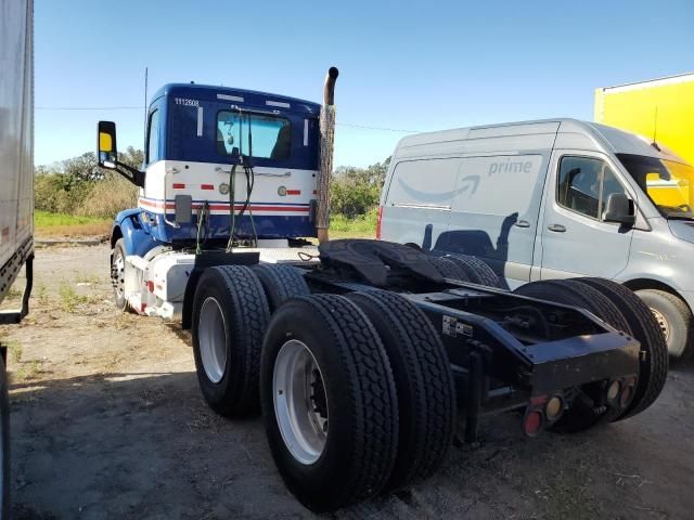 2017 Peterbilt 579