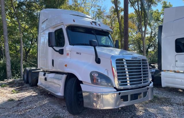 2016 Freightliner Cascadia 125