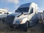 2019 Freightliner Cascadia 126