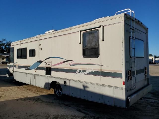 1996 Winnebago 1996 Chevrolet P30