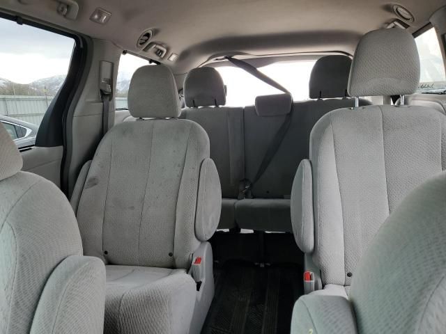 2012 Toyota Sienna LE