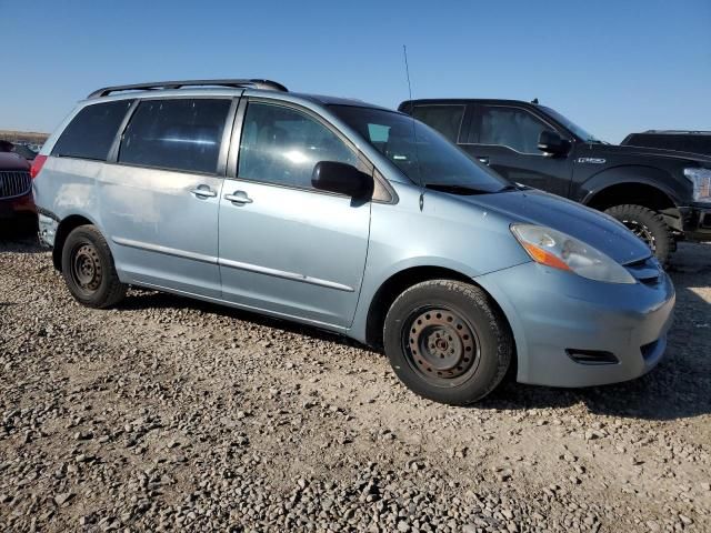 2009 Toyota Sienna CE