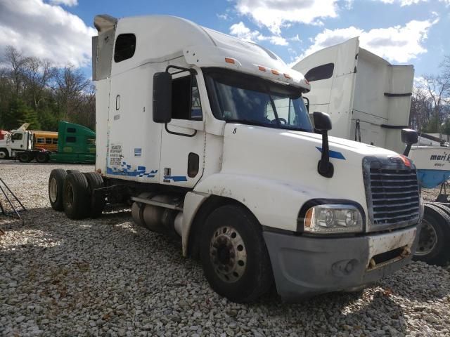 2005 Freightliner Conventional ST120