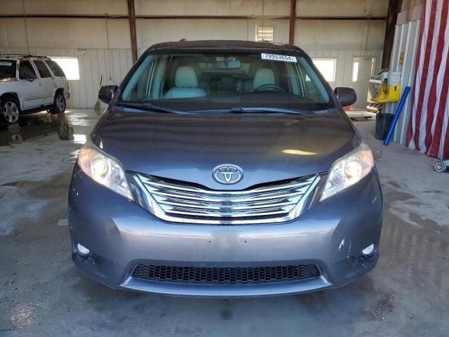 2015 Toyota Sienna XLE