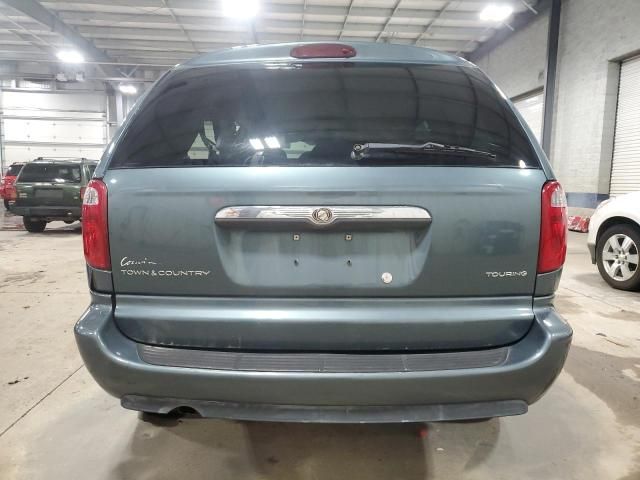 2005 Chrysler Town & Country Touring