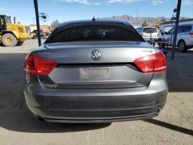 2015 Volkswagen Passat SE