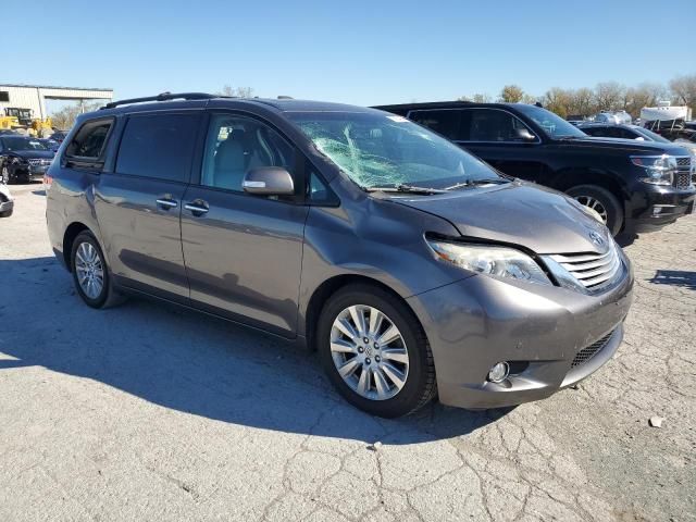 2013 Toyota Sienna XLE