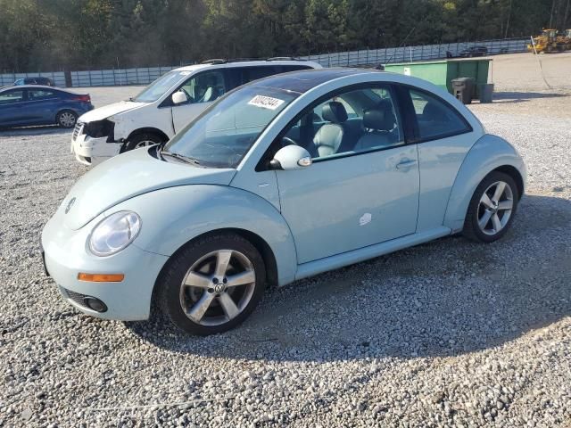 2010 Volkswagen New Beetle