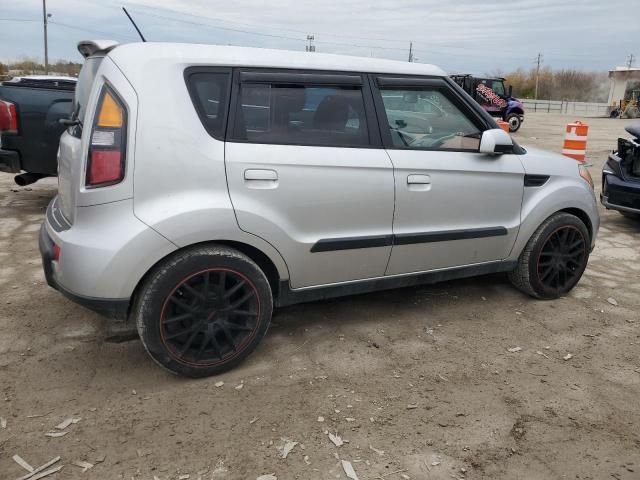 2010 KIA Soul +