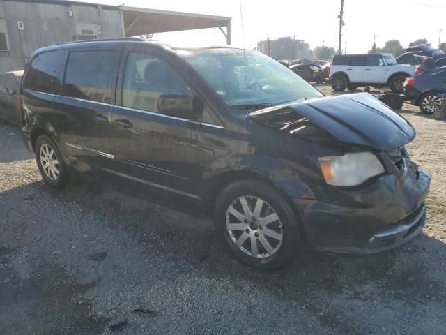 2013 Chrysler Town & Country Touring