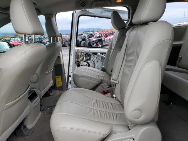 2013 Toyota Sienna XLE