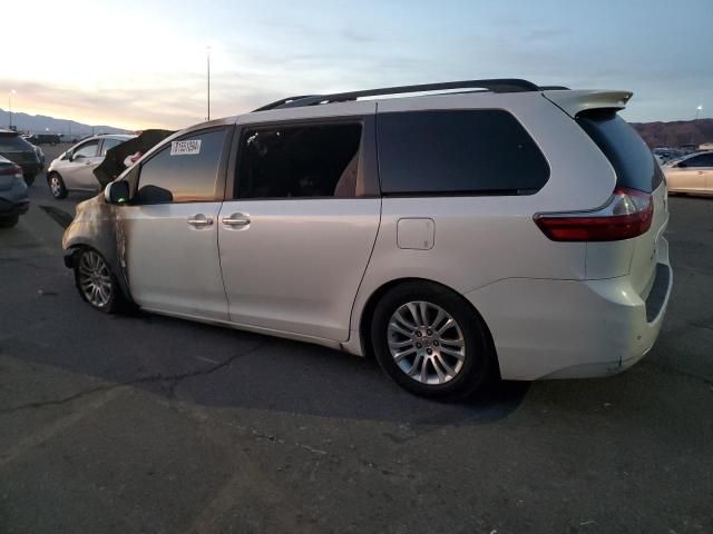 2015 Toyota Sienna XLE