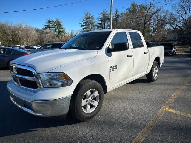 2022 Dodge RAM 1500 Classic SLT