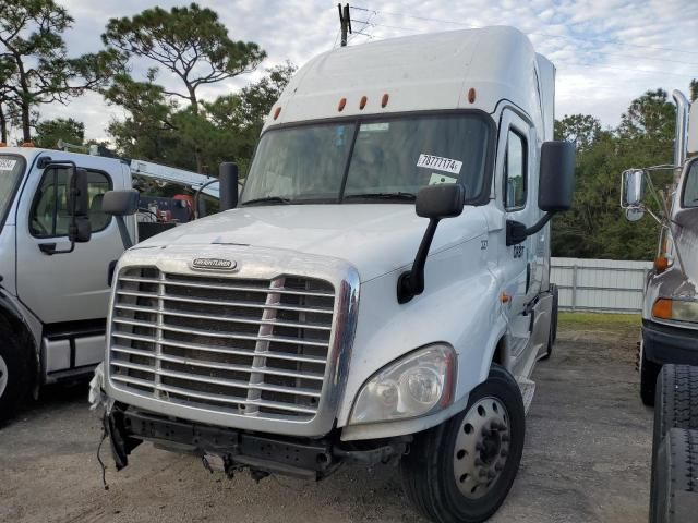 2017 Freightliner Cascadia 125