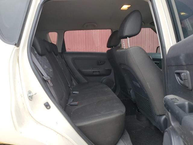 2010 KIA Soul +