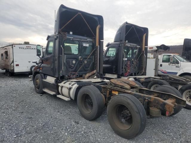 2016 Freightliner Cascadia 125