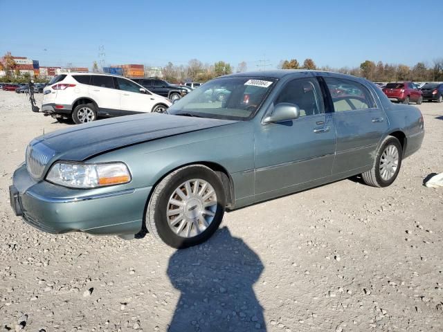 2004 Lincoln Town Car Ultimate