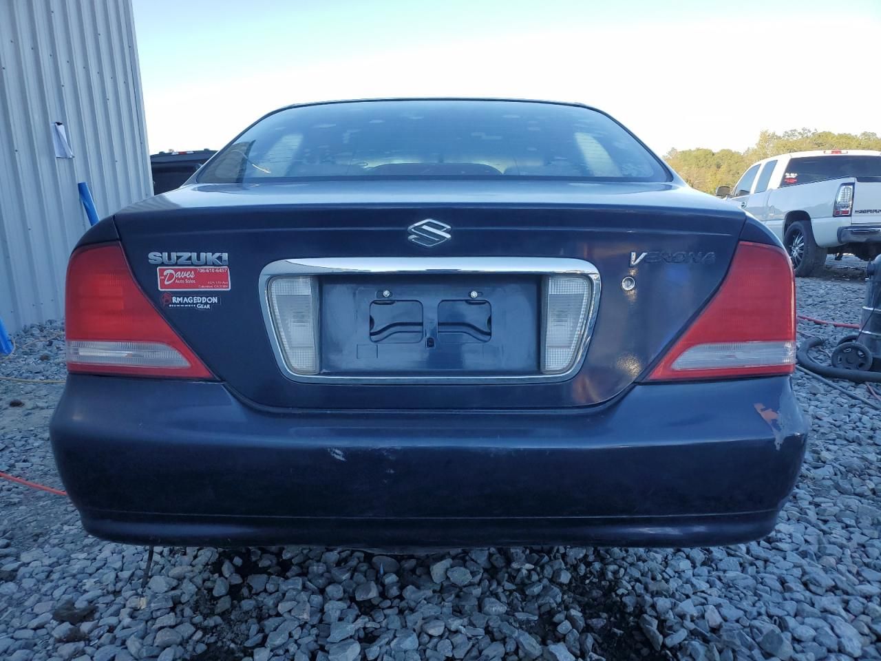 2005 Suzuki Verona s