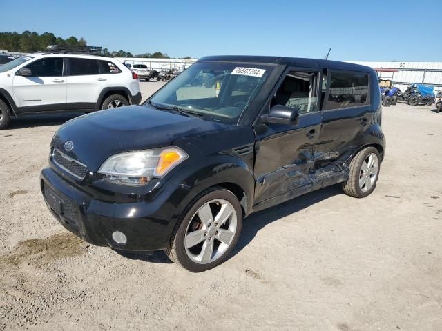 2011 KIA Soul +