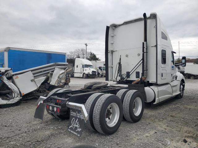 2015 Kenworth Construction T680