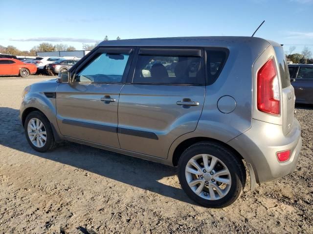 2013 KIA Soul +