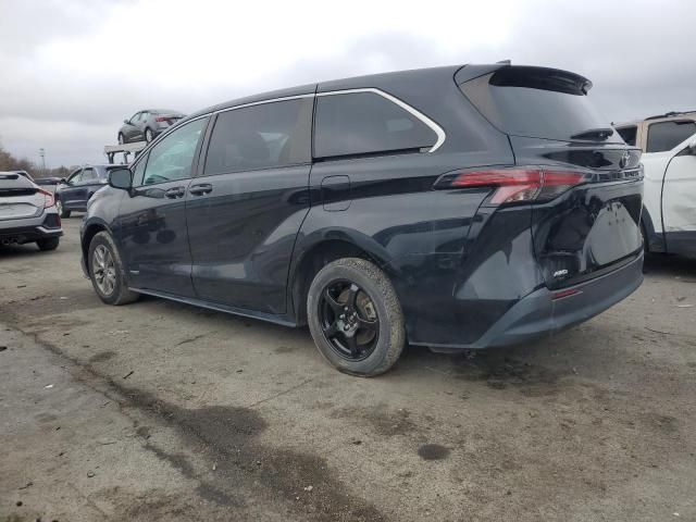 2021 Toyota Sienna LE