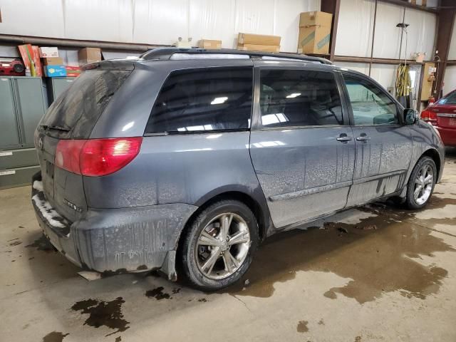 2007 Toyota Sienna CE