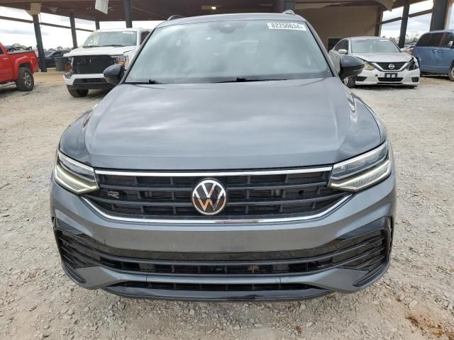 2022 Volkswagen Tiguan SE R-LINE Black