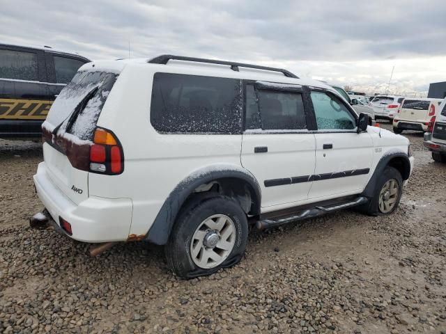 2003 Mitsubishi Montero Sport ES