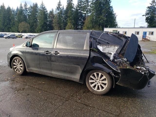 2015 Toyota Sienna LE