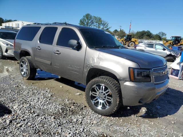 2013 Chevrolet Suburban K2500 LS