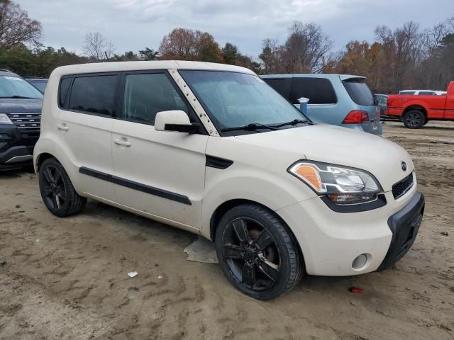 2011 KIA Soul +