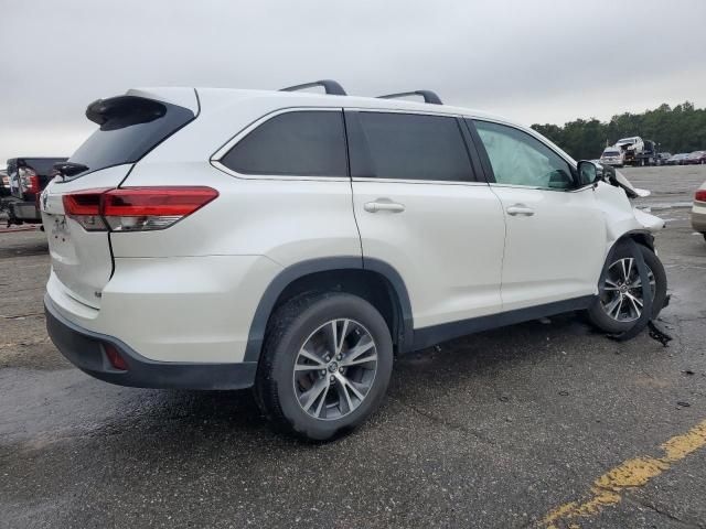 2019 Toyota Highlander LE