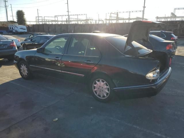 1999 Mercedes-Benz E 320